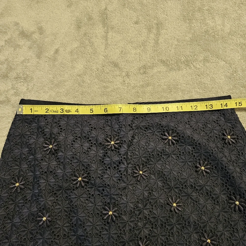 NWOT Talbots Eyelet Lace Cotton Floral Pencil Skirt Size 2